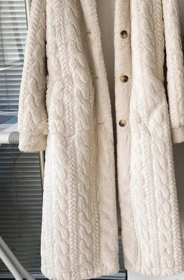 Winter Thick Warm Female Long Loose Coats Plus Size Button Fly Vintage Women's Faux Fur Outerwear Ladies X-long Dobby Fur Jacket