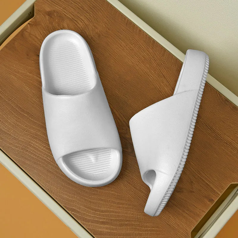 Summer Men Women Slippers EVA Platform Outdoor Comfortable Simple Design Beach Sandals Clogs Casual Indoor Slippers For Couple