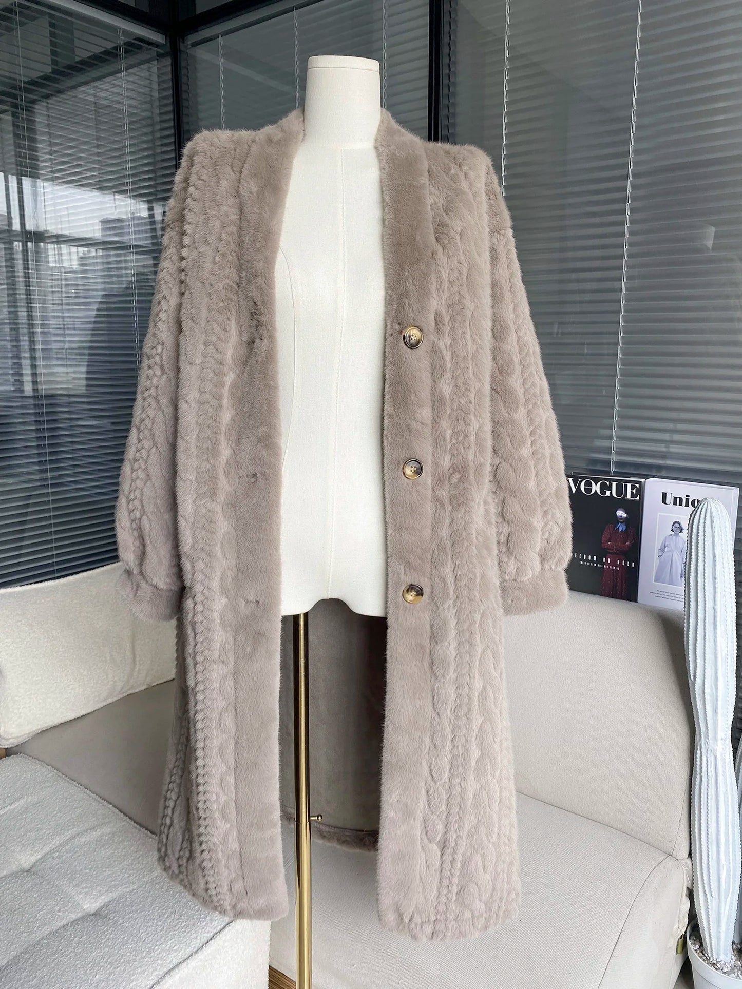 Winter Thick Warm Female Long Loose Coats Plus Size Button Fly Vintage Women's Faux Fur Outerwear Ladies X-long Dobby Fur Jacket