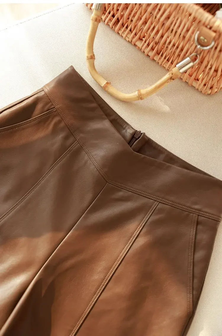 Simplicity Fashion Autumn New Women Solid Zipper Pocket Patchwork Korean Chic High Waist Loose A-line PU Leather Wide Leg Shorts