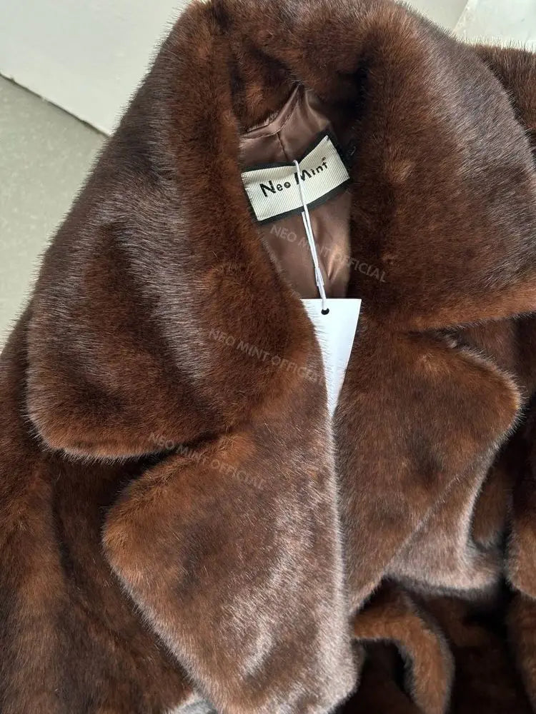 Neo Mint Luxury Faux Mink Fur Coat Women Iconic Brand 2024 Winter Long Outerwear Jacket Crystal Hooks Street Style Warm Overcoat