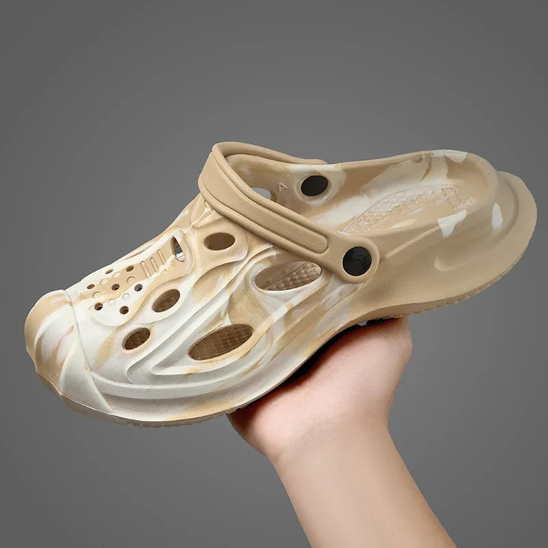 Comwarm Men's Summer Clogs Slippers New Fashion Camouflage Garden Sandals Outdoor Classic Beach Slippers Soft EVA House Slides